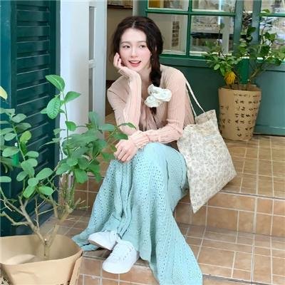 阳光下游